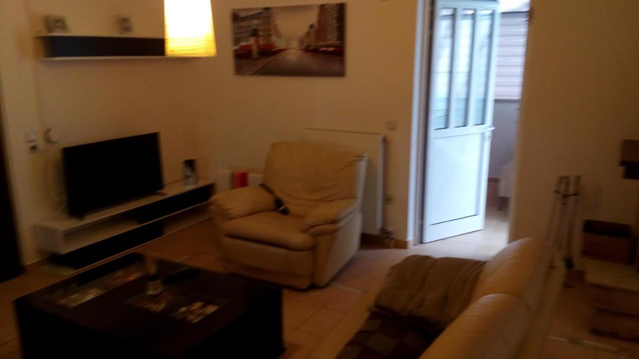 Luxury Apartment In Ano Glyfada เอเธนส์ ภายนอก รูปภาพ